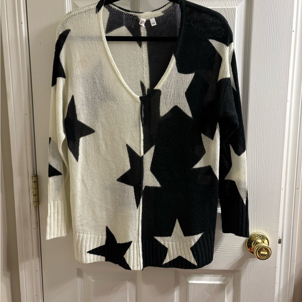 Star Patterned Black and White Women's Sweater
